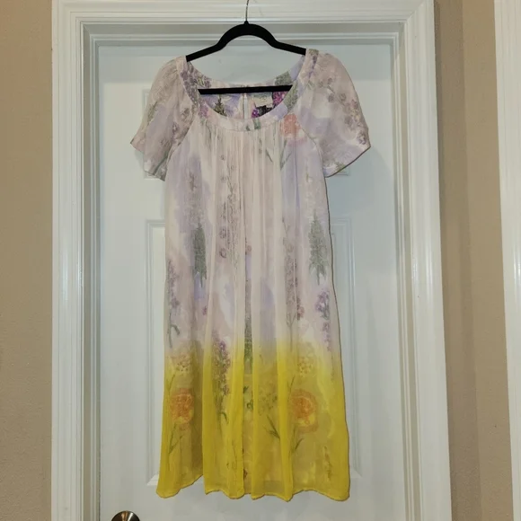 HD In Paris For Anthropology Floral Short Sleeve Dress Size 4 - Picture 1 of 7